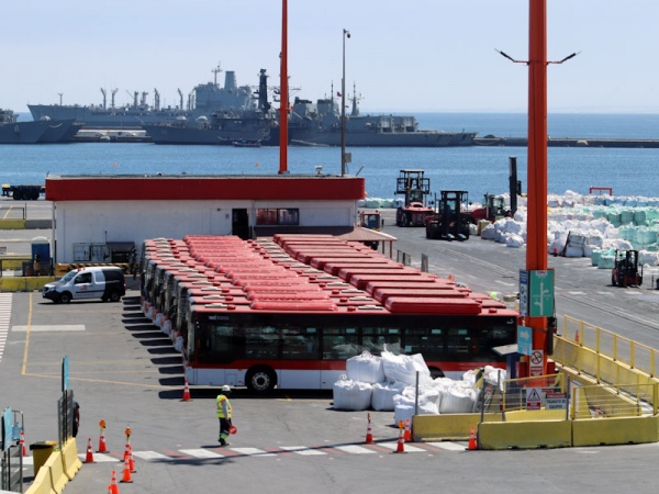 Terminal Portuario Valparaíso recibe flota de buses eléctricos a bordo