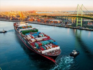 Tarifas de fletes continúan en descenso en el Transpacífico y se acercan a mínimos del año