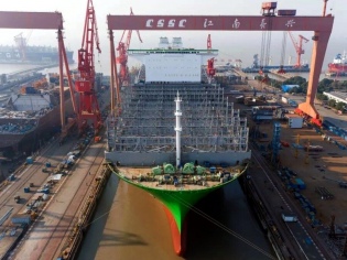 Órdenes de construcción de portacontenedores se acercan a los 13 millones de TEUs 