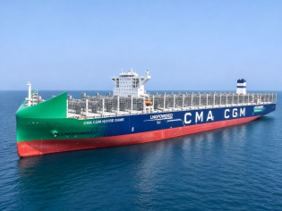 GNL domina las órdenes de portacontenedores mientras el metanol pierde terreno